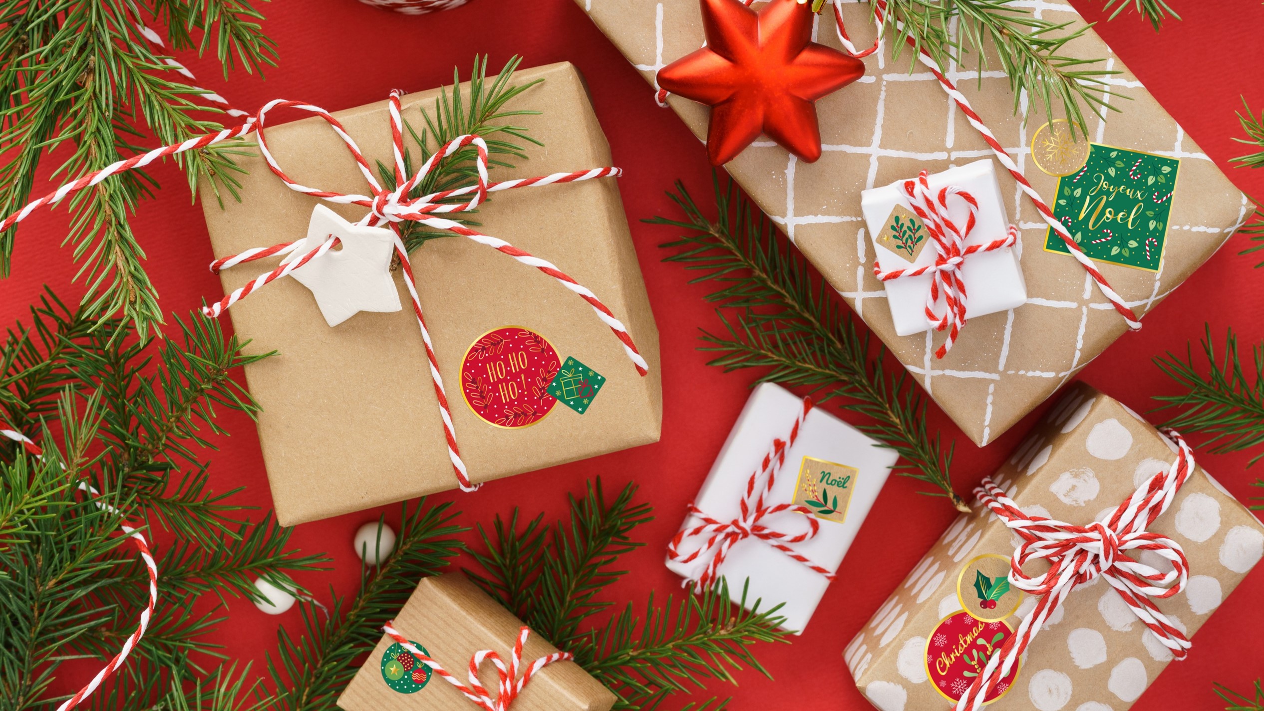 Rouleaux d'autocollants de Noël + étiquettes cadeaux