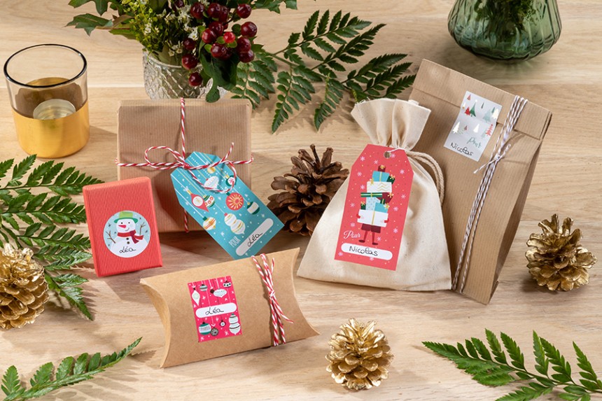Des paquets DIY avec des enveloppes pour Noël